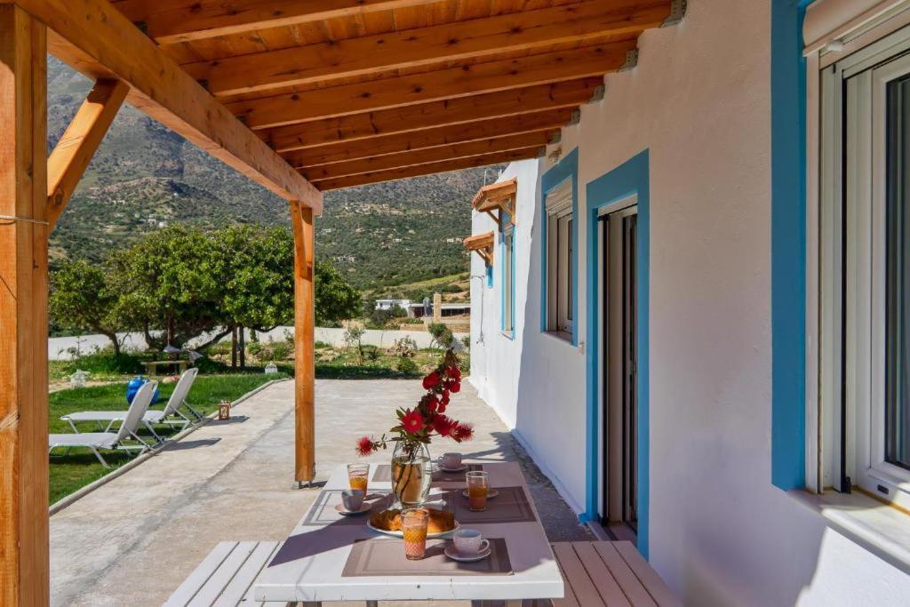 Villa George Sea View With Pool - Triopetra Buitenkant foto