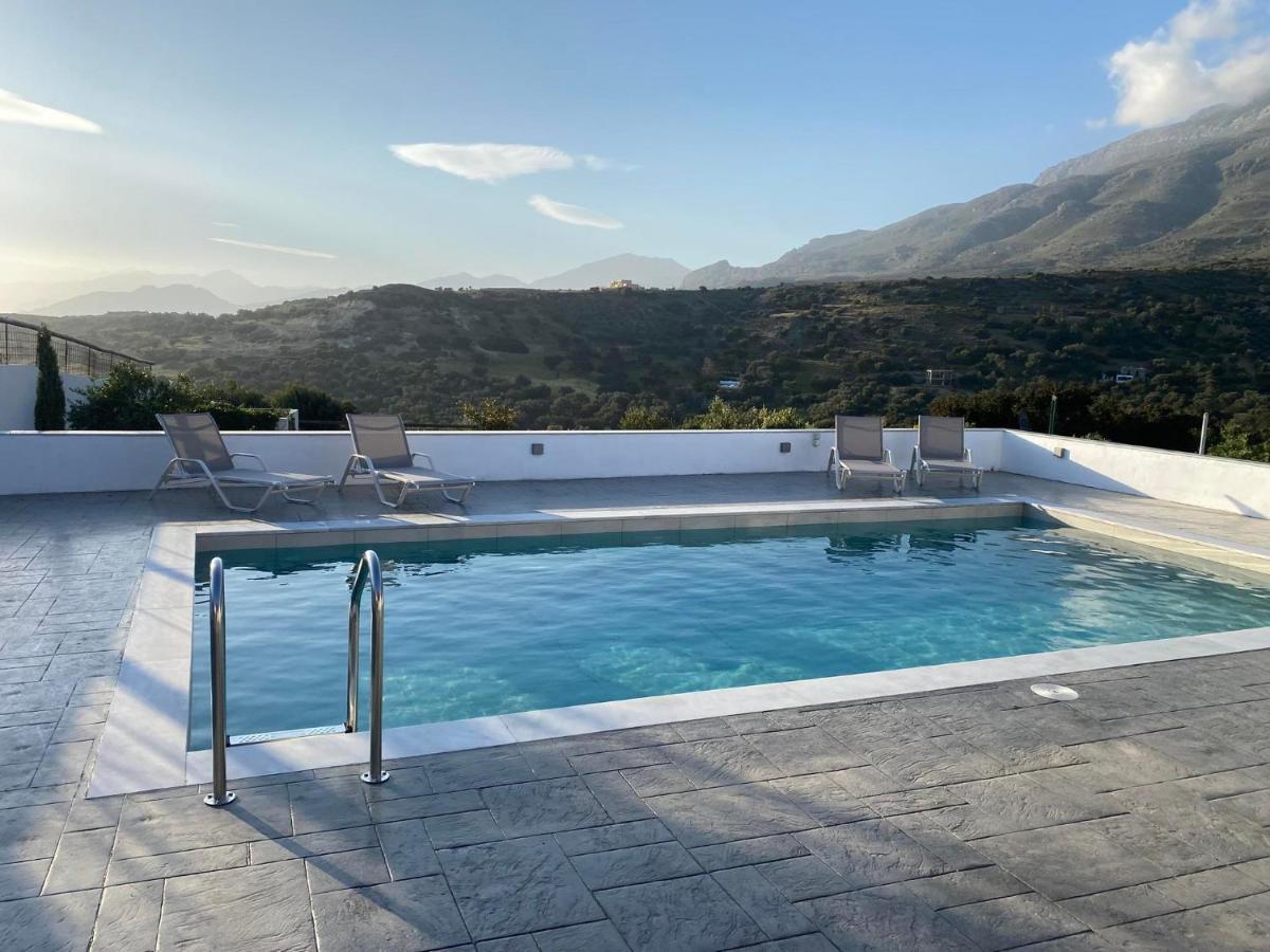 Villa George Sea View With Pool - Triopetra Buitenkant foto