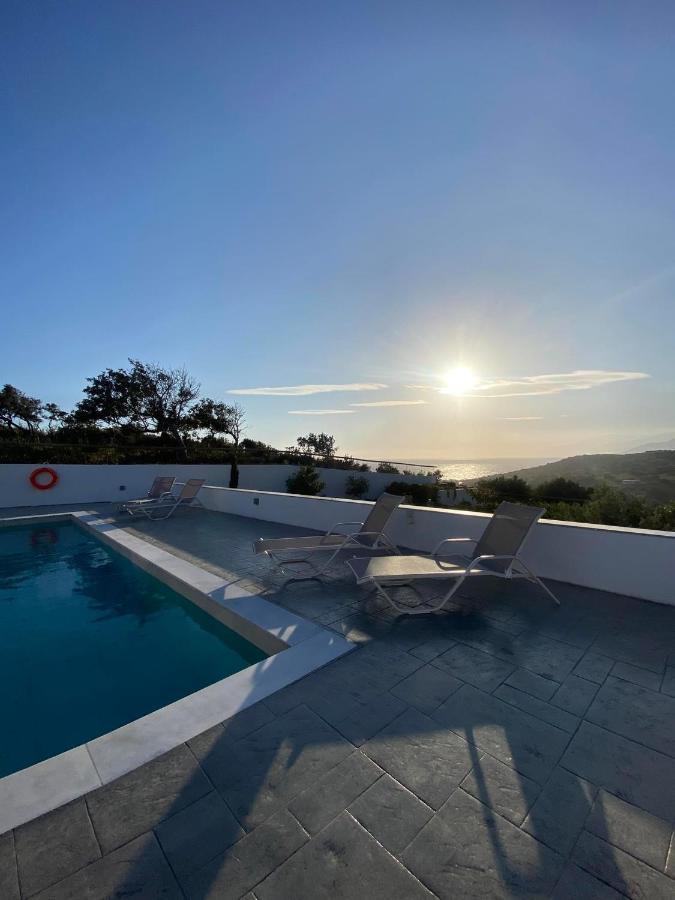 Villa George Sea View With Pool - Triopetra Buitenkant foto